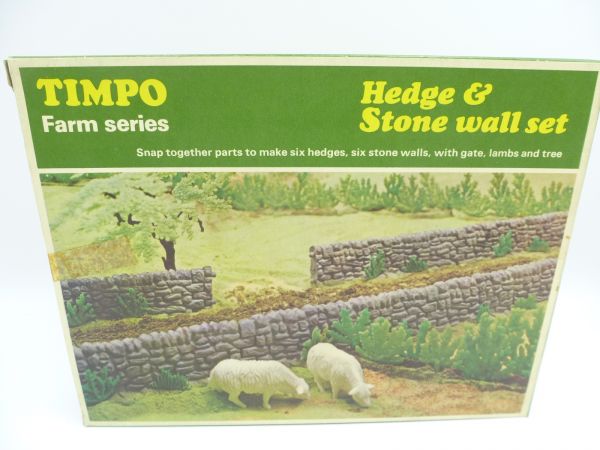 Timpo Toys Farm Series "Hedge & Stone Wall Set", Ref. No. 163