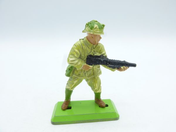 Britains Deetail Japanese soldier with MG