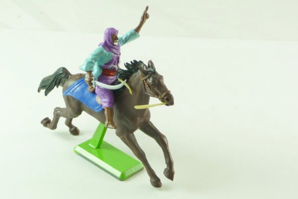 Britains Deetail Arab riding with sabre, showing finger - rare colour variation