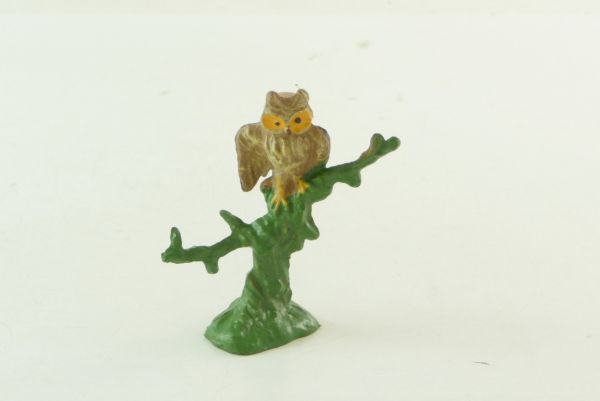 Elastolin Owl on tree trunk - unused