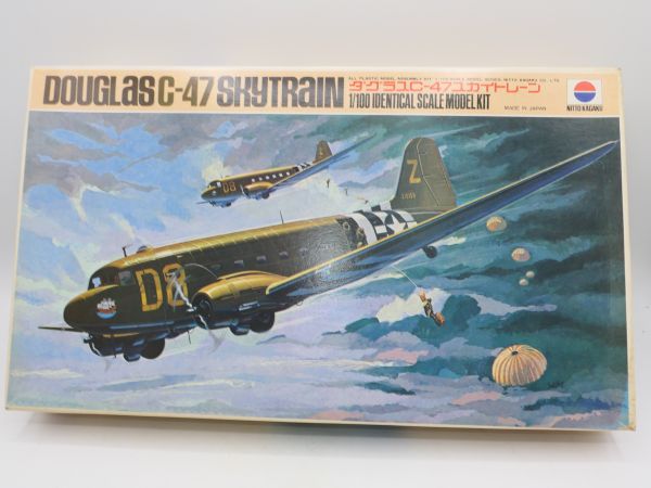 Nitto 1:100 Douglas C-47 Skytrain, No. 425-500 - orig. packaging, on cast