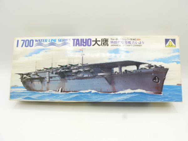 Aoshima 1:700 Japanese aircraft carrier Taiyo, No. 201 - orig. packaging, parts on cast