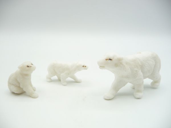VEB Plaho Polar bear family
