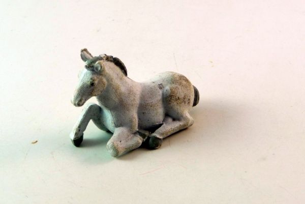 Britains Foal lying, early version, No. 2121