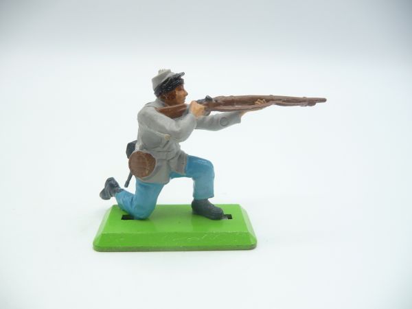 Britains Deetail Confederate Army soldier kneeling firing, movable arm