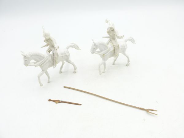 Merten 4 cm (blank) 2 knights, riding