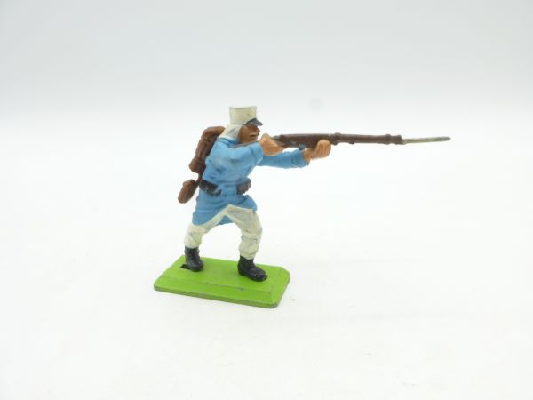 Britains Deetail Foreign Legionnaire standing shooting (moving arm)