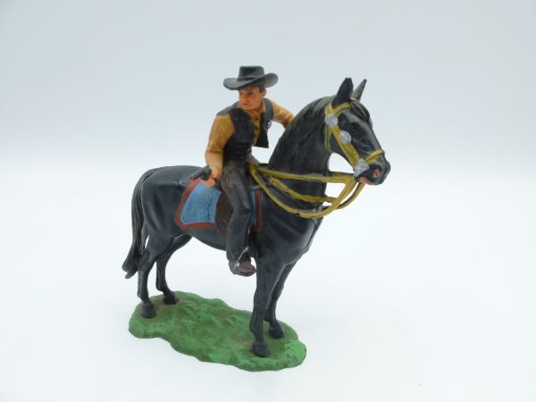 Elastolin 7 cm Sheriff on horseback with gun, No. 6999 - very good condition