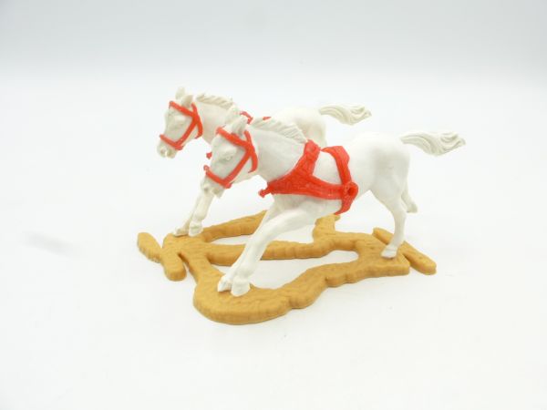 Timpo Toys Long running carriage team, white with red bridle