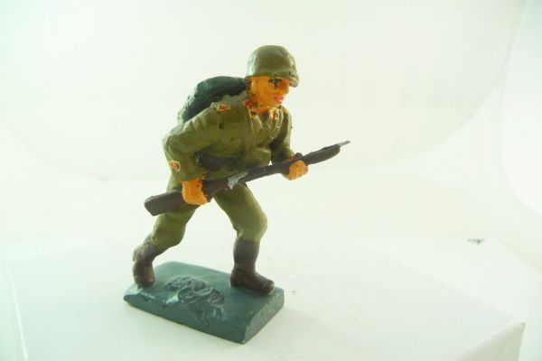 Mini Forma Soldat mit Rucksack + Gewehr im Anschlag