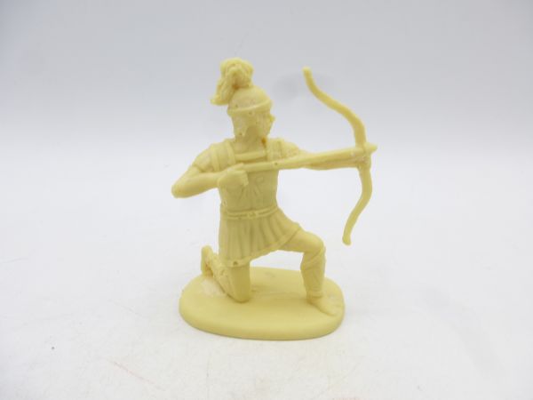 Archer kneeling (resin), matching the 7 cm series