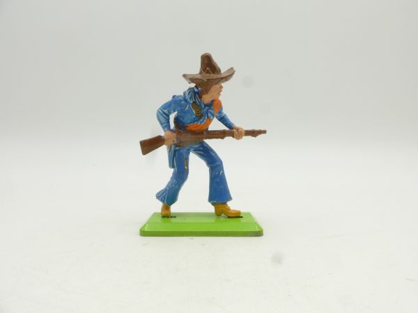 Britains Deetail Mexican advancing, rifle in front of body, medium blue