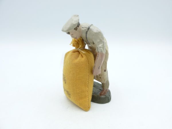 Elastolin compound Camp life: Journeyman with salt bag (10 cm size)