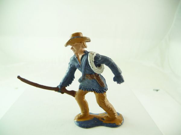 Crescent Union Army soldier / scout with rifle - great condition