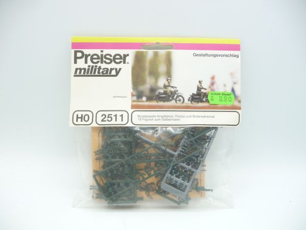 Preiser H0 Military: German Army cyclists, pilots, ground staff, No. 2511