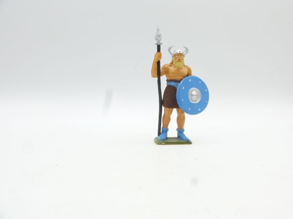 Starlux Viking with spear + round shield