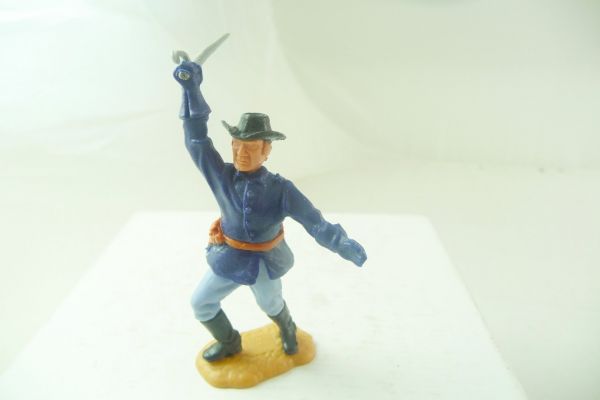 Timpo Toys Union Army soldier 3rd version standing, officer, lunging with sabre from above