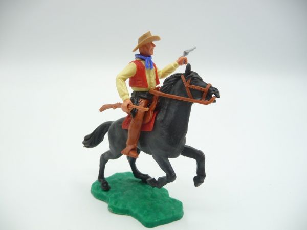 Timpo Toys Cowboy 2nd version riding with pistol + rifle