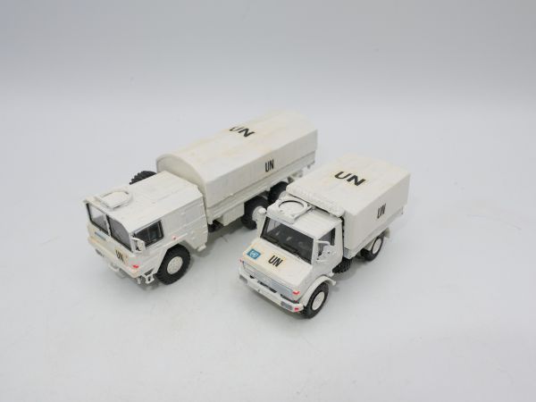 Roco Minitanks 2 UN vehicles - assembled + painted, scope of delivery see photos