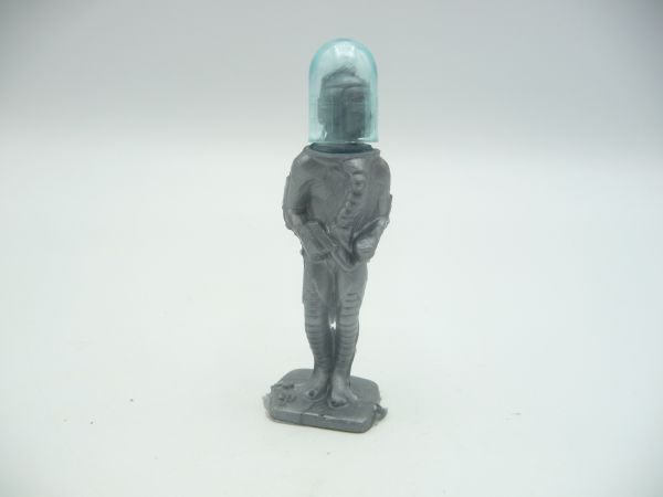 Astronaut standing with weapon (height 6,5 cm)