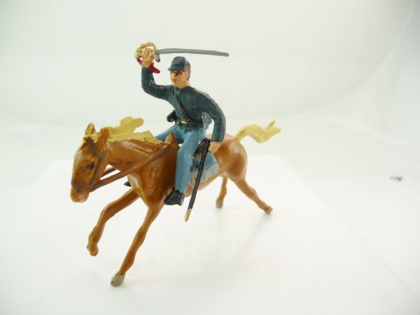 Merten 4 cm Union Army soldier on horseback with sabre over head