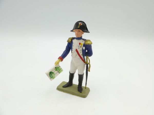 Starlux Napoleonic officer with map