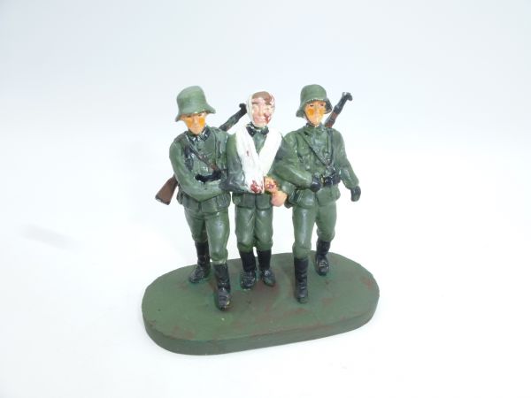 Modification Soldier carrying wounded (well fitting to Lineol figures)
