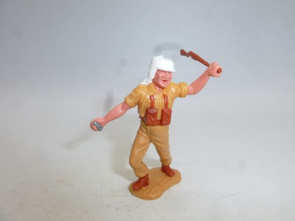 Timpo Toys Foreign legionnaire standing with rifle, striking sideways