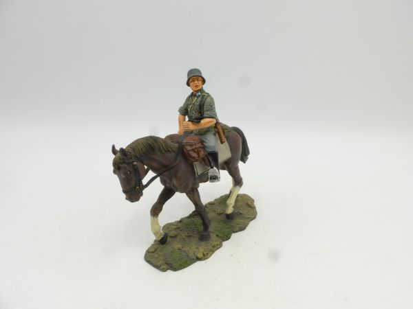 French WW soldier on horseback (similar to King & Country)