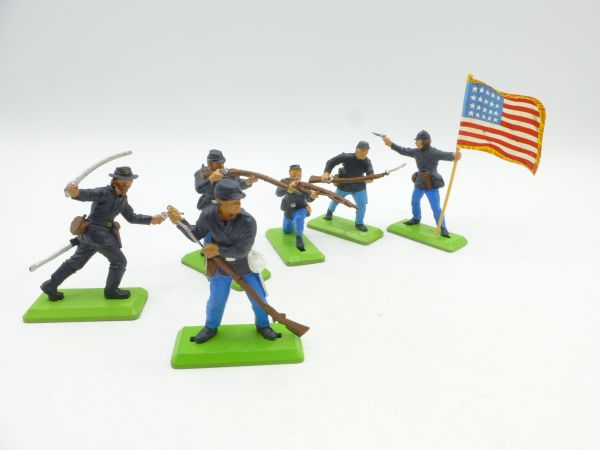 Britains Deetail Beautiful set of Union Army Soldiers, 6 figures (movable arm)