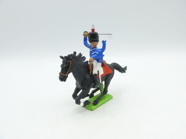 Britains Deetail Waterloo soldier on horseback, lunging with sabre