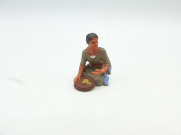 Elastolin 4 cm Indianerin mit Schüssel, olivfarbenes Kleid, Nr. 6832