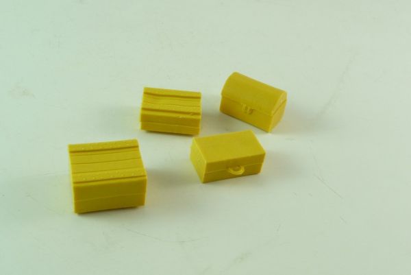 Timpo Toys 4 yellow pieces of luggage with texture