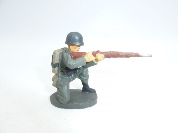Elastolin composition Soldier kneeling shooting - brand new