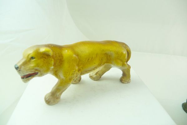 Marolin Lion attacking - great figure, early version