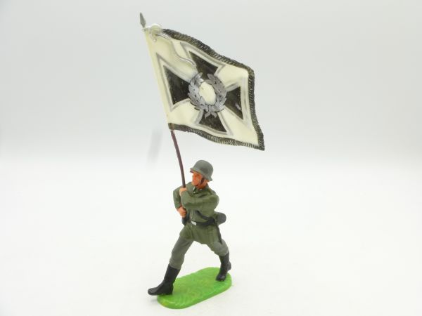 Elastolin 7 cm Flag bearer marching with regimental flag, No. 10135