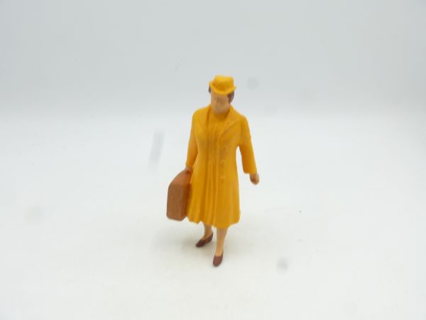 Preiser 1:22,5 Traveller / elderly lady with suitcase