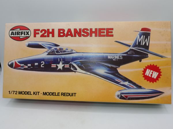 Airfix 1:72 Mc Donnell Baushee, No. 4023-5 , on cast, box with traces of storage