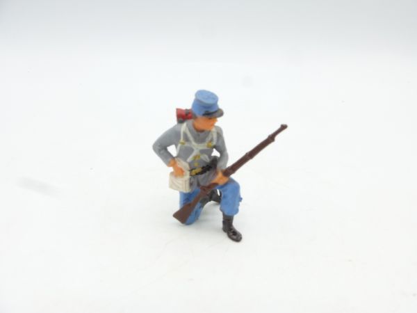 Elastolin 4 cm Confederate Army soldier kneeling and charging, No. 9187