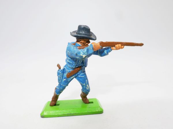 Britains Deetail Cowboy standing shooting, blue - very rare colour combination