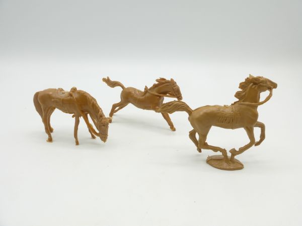 Merten 3 horses, brown, height 5 cm