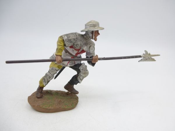 Crusader attacking with spear (height: 6 cm)