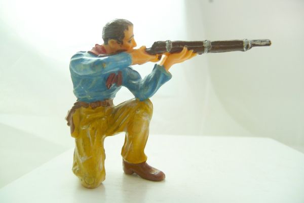 Elastolin 7 cm Cowboy kneeling firing, without hat, No. 6915, medium-blue shirt
