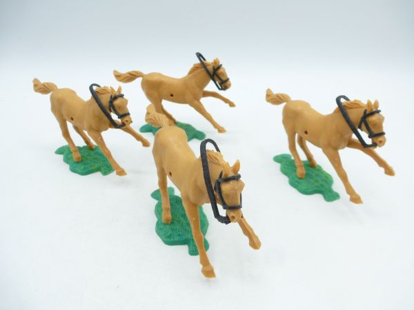 Timpo Toys 4 horses, beige, short galloping - early version