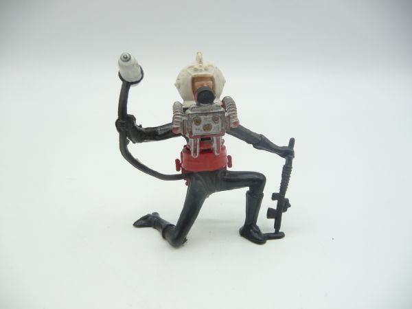 Cherilea Astronaut (black/red) with weapon + device - very early version