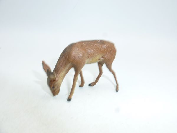 Roe deer grazing, height approx. 5 cm - beautiful figure + painting