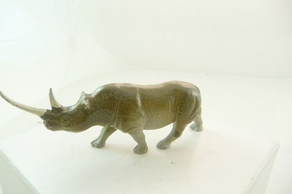 Starlux Rhinoceros