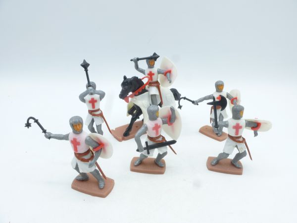 Plasty Crusaders (1 rider, 5 foot figures) - nice set