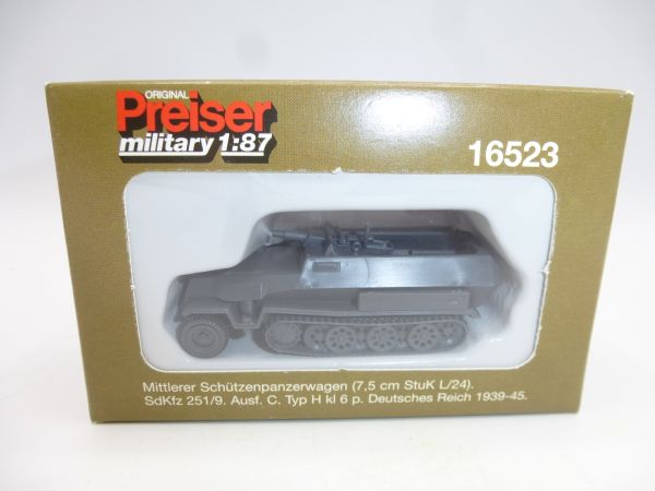 Preiser 1:87 Medium armoured personnel carrier, no. 16523 - orig. packaging