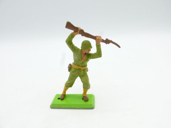 Britains Deetail American soldier thrusting with bayonet